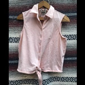 Vintage Blush Tie-Front Button up: M